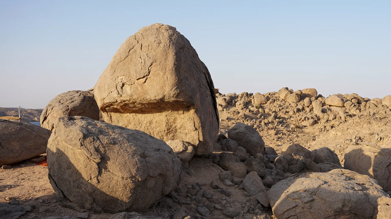 The rocky site on Bigeh, before the building started